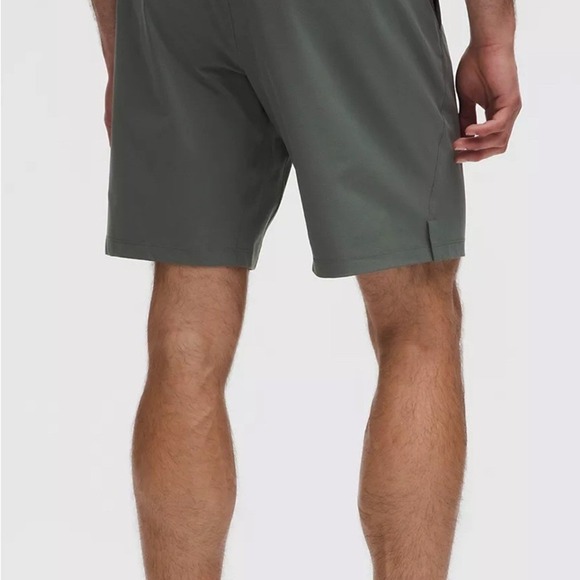 L LULULEMON 9" T.H.E. Linerless Men's Shorts Deep Blue Athletic Size L - Picture 8 of 9